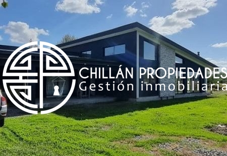 Se arrienda Preciosa Casa Camino a Cato! – Condominio Rural con portón automático